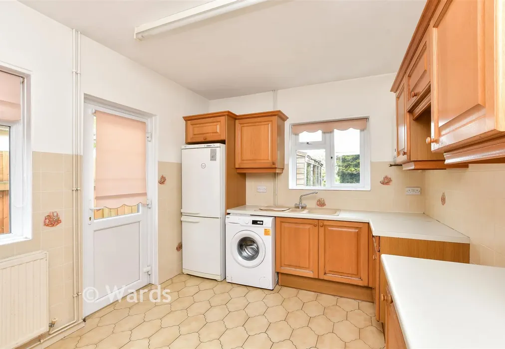 Kitchen - Northdown Park Road, Margate, Kent - Wards of Kent