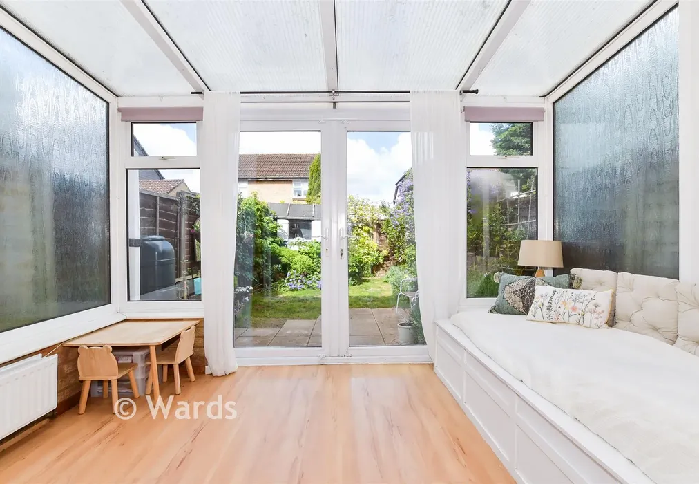 Conservatory - Murrain Drive, Downswood, Maidstone, Kent - Wards of Kent