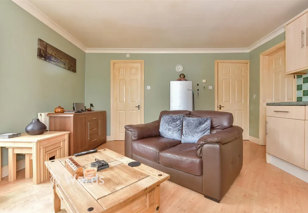 Lounge/ Kitchen - Clarendon Street, Dover, Kent - Wards of Kent