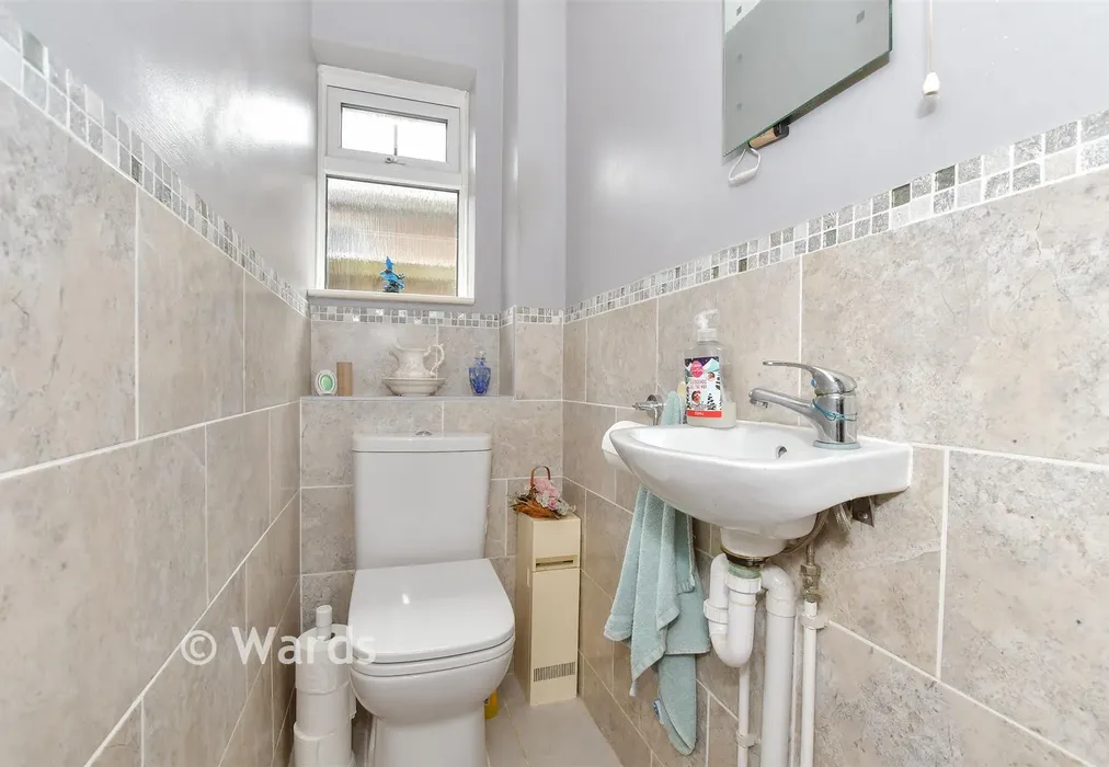 Cloakroom - Cliff Field, Westgate-On-Sea, Kent - Wards of Kent