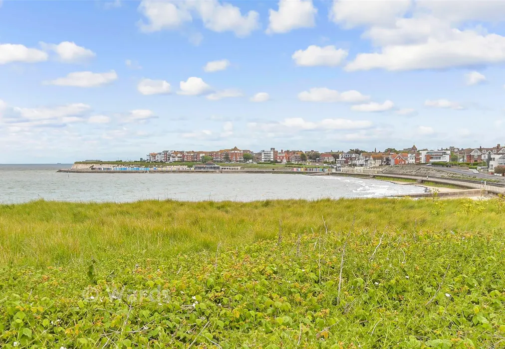 Surrounding Area - Cliff Field, Westgate-On-Sea, Kent - Wards of Kent