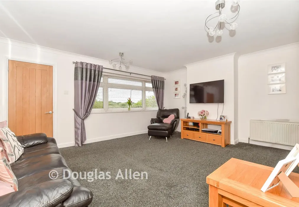 Lounge - Upper Rainham Road, Hornchurch, Essex - Wards of Kent