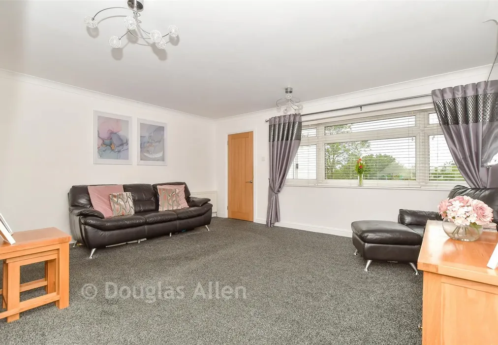 Lounge - Upper Rainham Road, Hornchurch, Essex - Wards of Kent