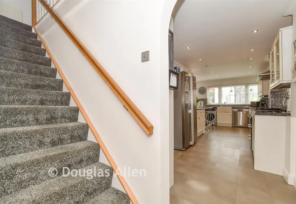 Inner Hallway - Upper Rainham Road, Hornchurch, Essex - Wards of Kent