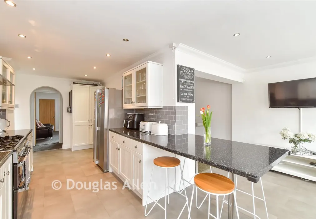 Kitchen/Breakfast Area - Upper Rainham Road, Hornchurch, Essex - Wards of Kent