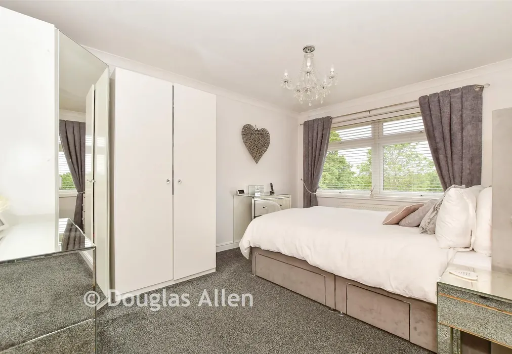 Bedroom 1 - Upper Rainham Road, Hornchurch, Essex - Wards of Kent