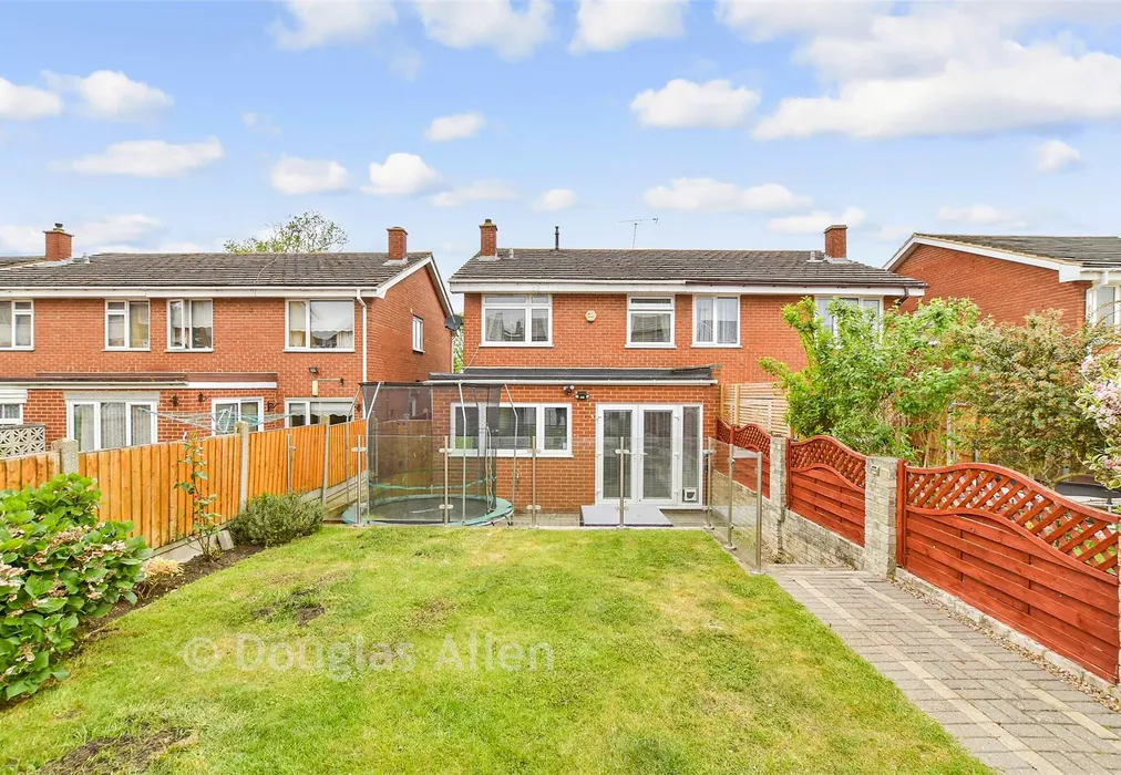 Rear Elevation - Upper Rainham Road, Hornchurch, Essex - Wards of Kent