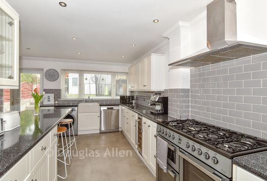Upper Rainham Road, Hornchurch, Essex - Wards of Kent