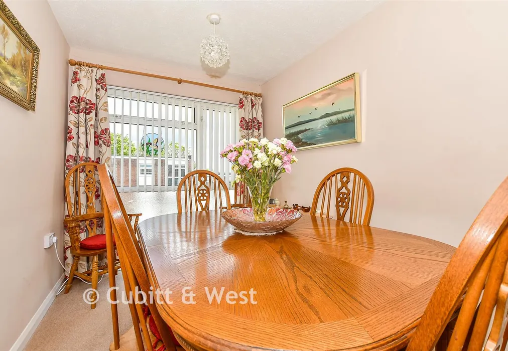 Lounge/ Diner - Mill Lane, Crowborough, East Sussex - Wards of Kent