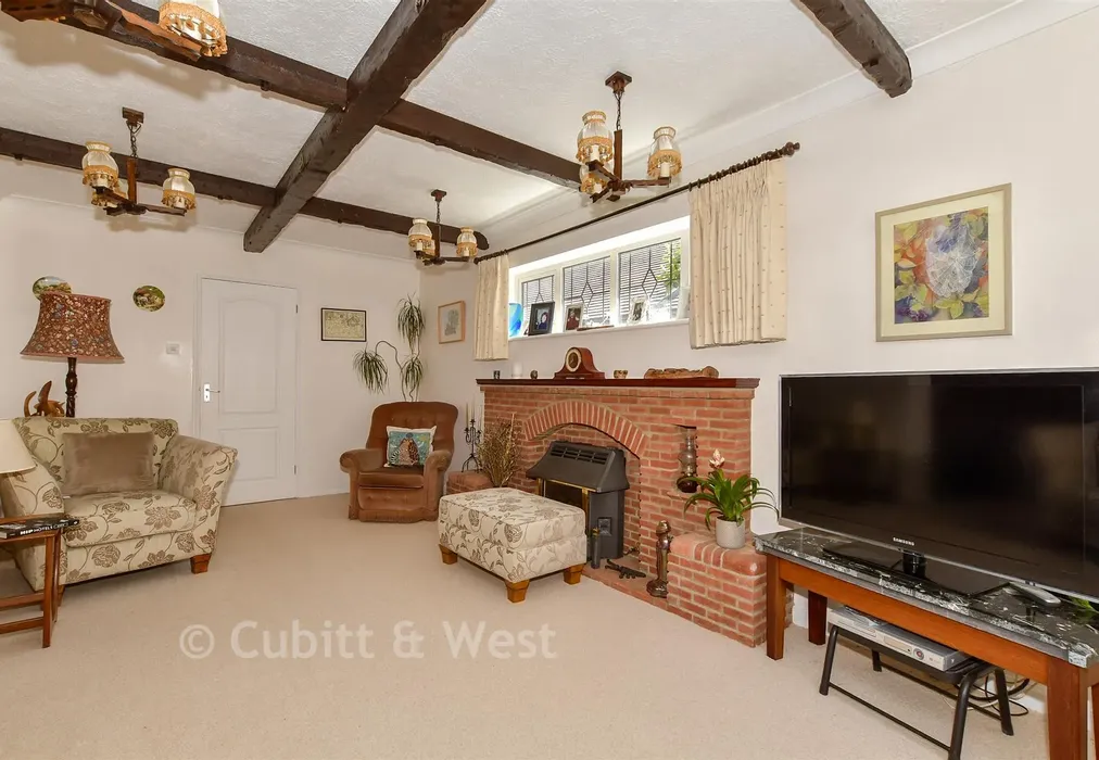 Lounge - West Walberton Lane, Walberton, Arundel, West Sussex - Wards of Kent