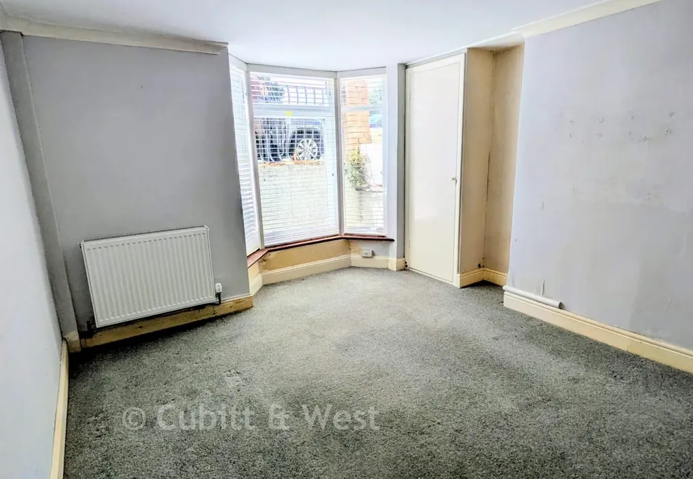 Dining Room - Hester Road, Southsea, Hampshire - Wards of Kent