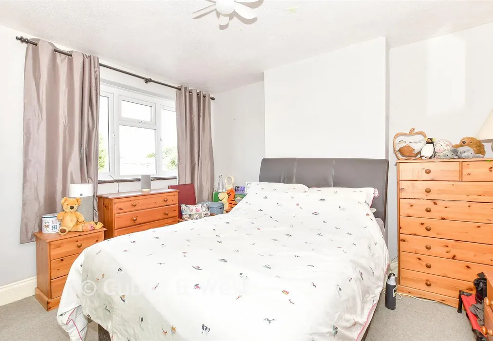 Bedroom 1 - Hester Road, Southsea, Hampshire - Wards of Kent