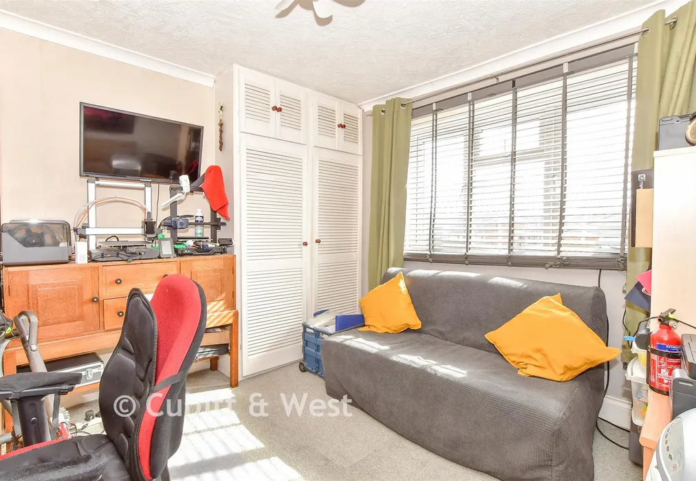 Bedroom 2 - Hester Road, Southsea, Hampshire - Wards of Kent