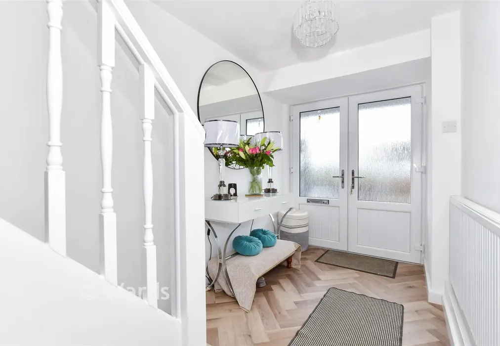 Entrance Hall - Primrose Drive, Ditton, Aylesford, Kent - Wards of Kent