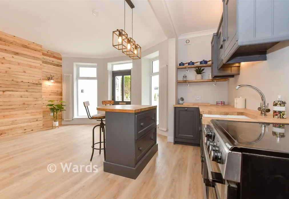 Kitchen/ Lounge - Minnis Road, Birchington, Kent - Wards of Kent