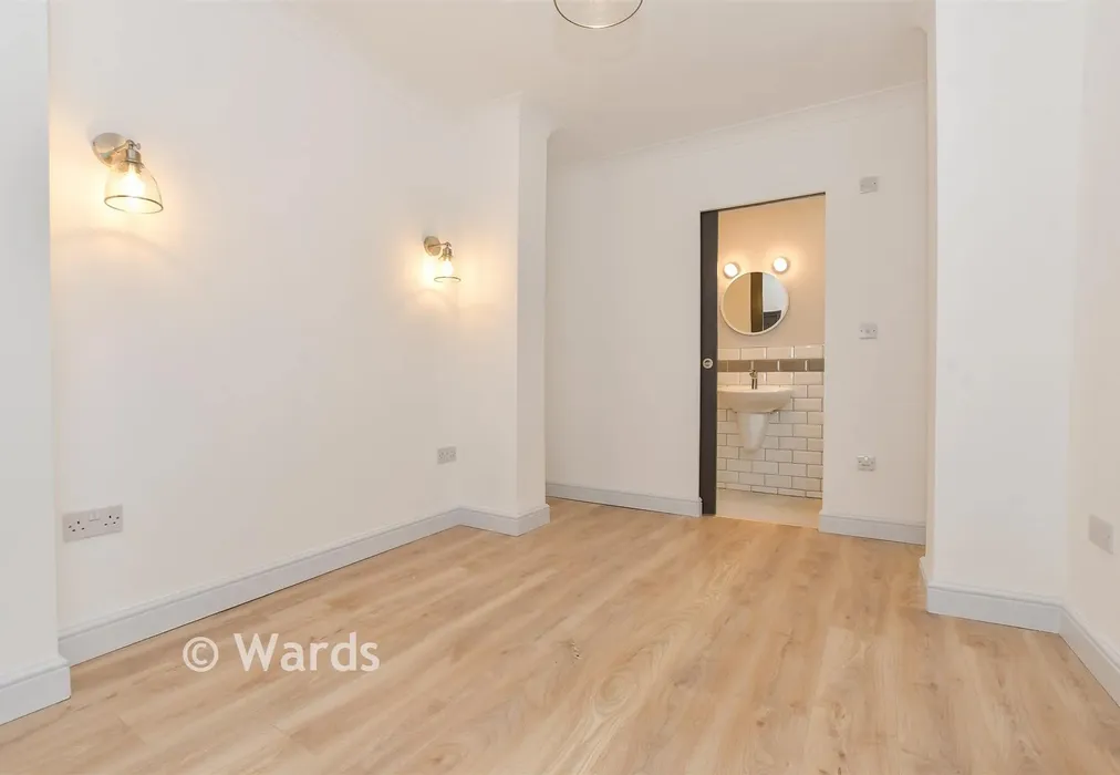 Internal Lifestyle Photograph - Minnis Road, Birchington, Kent - Wards of Kent