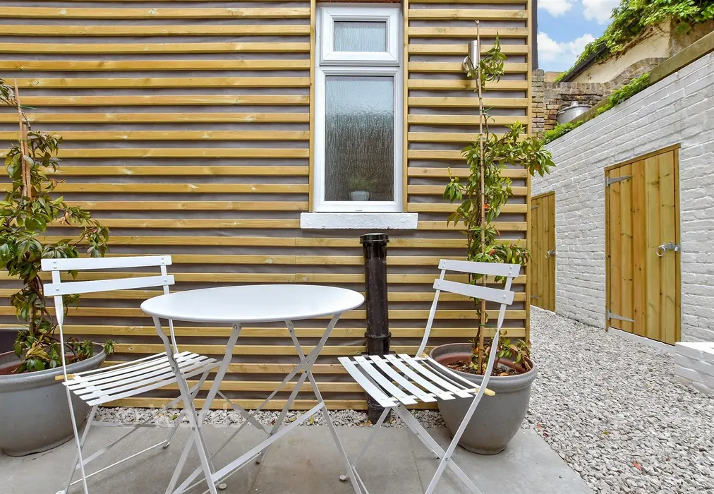 External Lifestyle Photograph - Minnis Road, Birchington, Kent - Wards of Kent