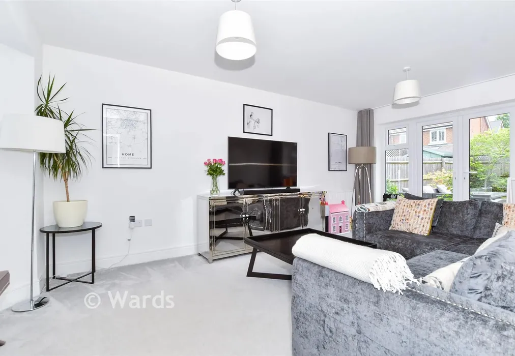 Lounge - Galpin Court, Maidstone, Kent - Wards of Kent