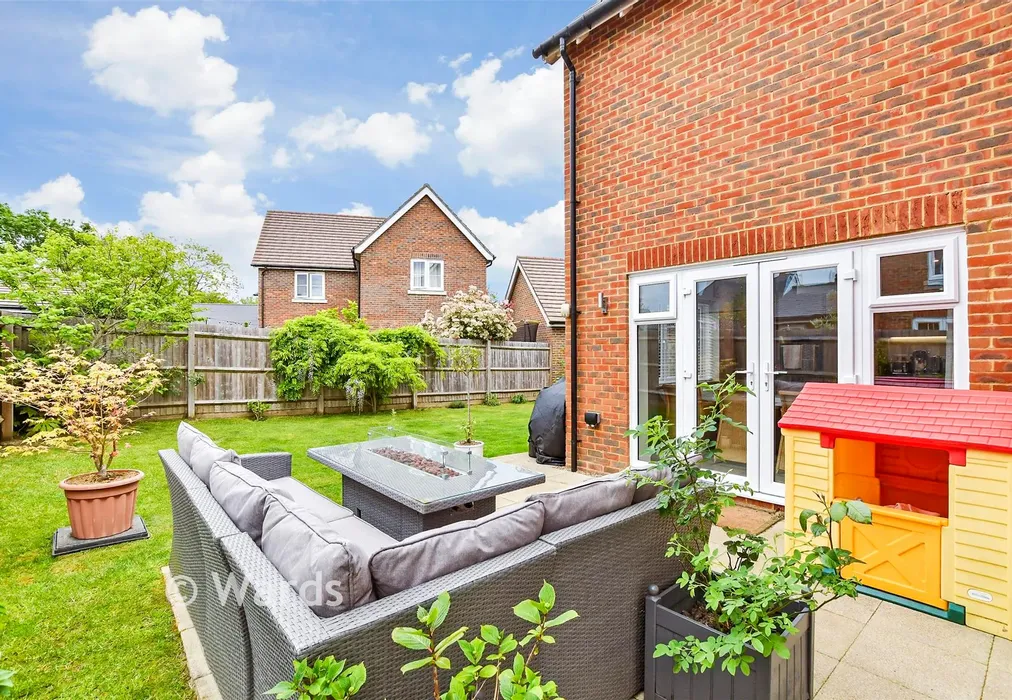 Rear Garden - Galpin Court, Maidstone, Kent - Wards of Kent