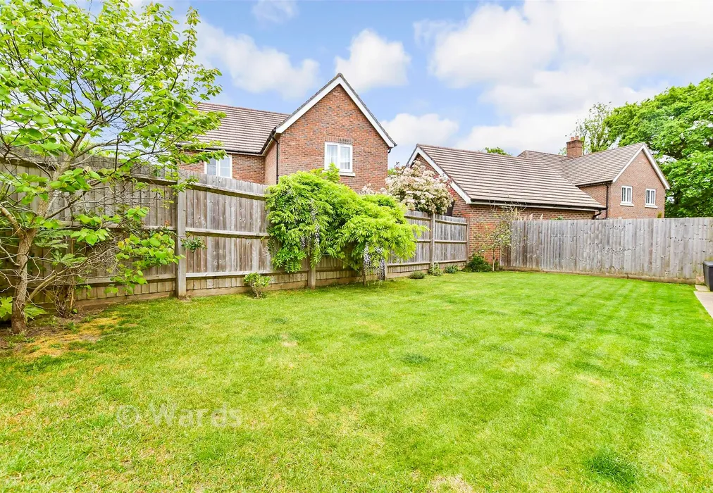 Rear Garden - Galpin Court, Maidstone, Kent - Wards of Kent