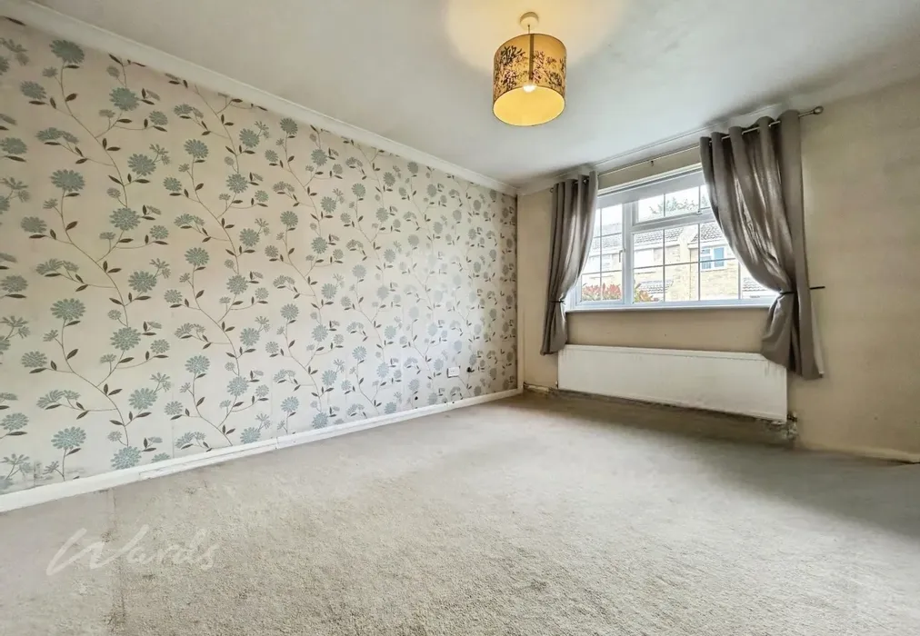 lounge - Dimmock Close Paddock Wood TN12 - Wards of Kent