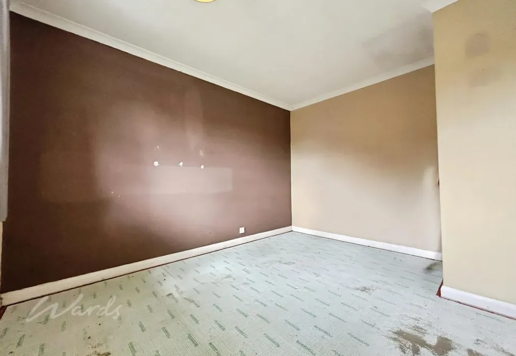 bed 1 - Dimmock Close Paddock Wood TN12 - Wards of Kent