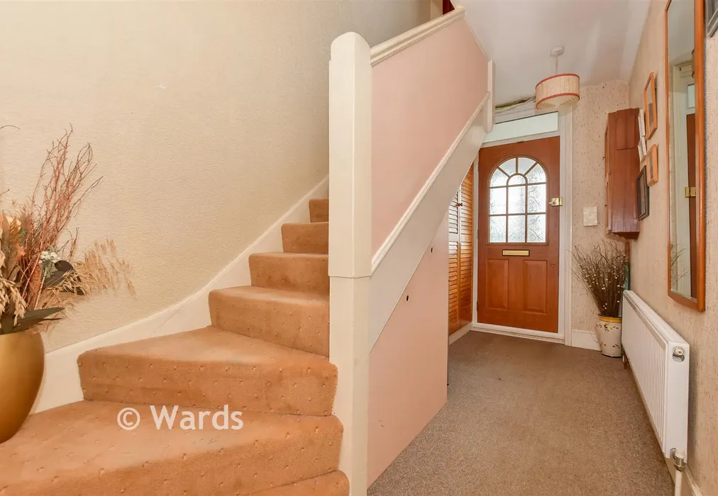 Entrance Hall - Sandwich Road, Whitfield, Kent - Wards of Kent