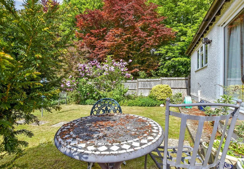 External Lifestyle Photograph - Sandwich Road, Whitfield, Kent - Wards of Kent
