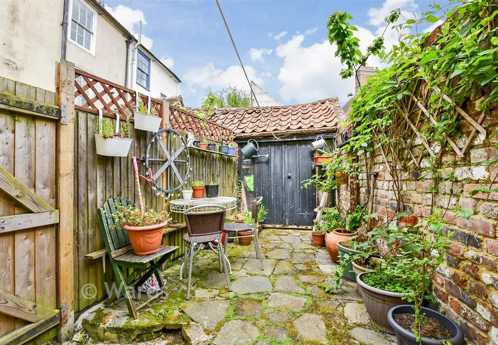 Rear Garden - King Street, Canterbury, Kent - Wards of Kent