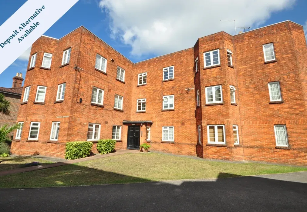  - Deposit Alternative Available  Havelock Road Southsea PO5 - Wards of Kent