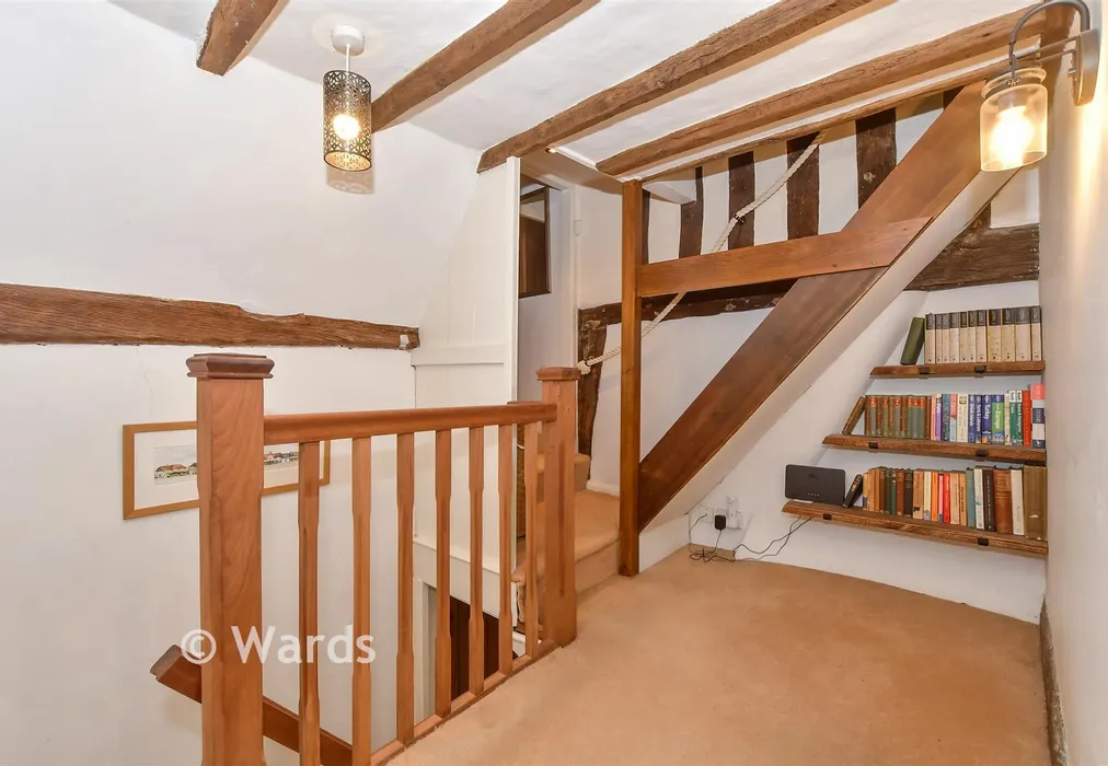 Landing - The Street, Smarden, Kent - Wards of Kent
