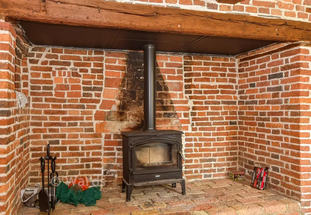 Internal Feature - The Street, Smarden, Kent - Wards of Kent