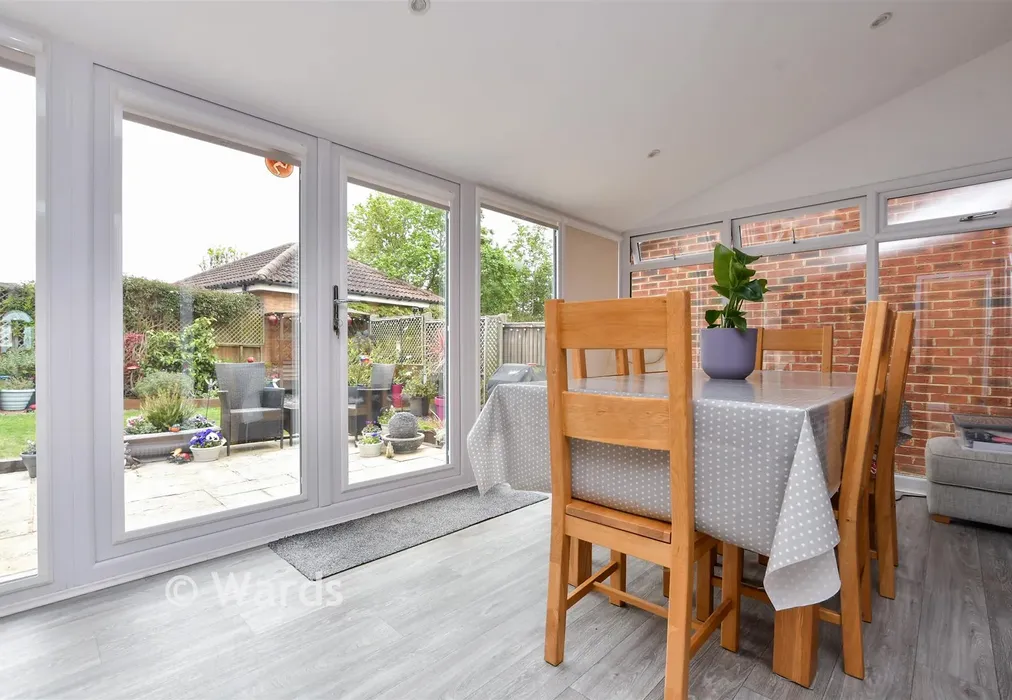 Conservatory - Favourite Road, Whitstable, Kent - Wards of Kent