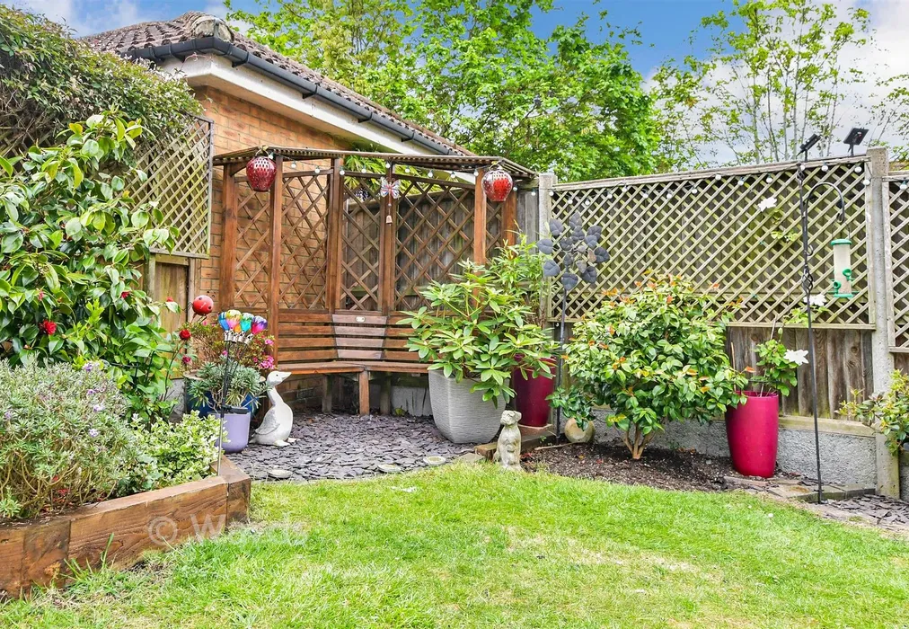 Rear Garden - Favourite Road, Whitstable, Kent - Wards of Kent