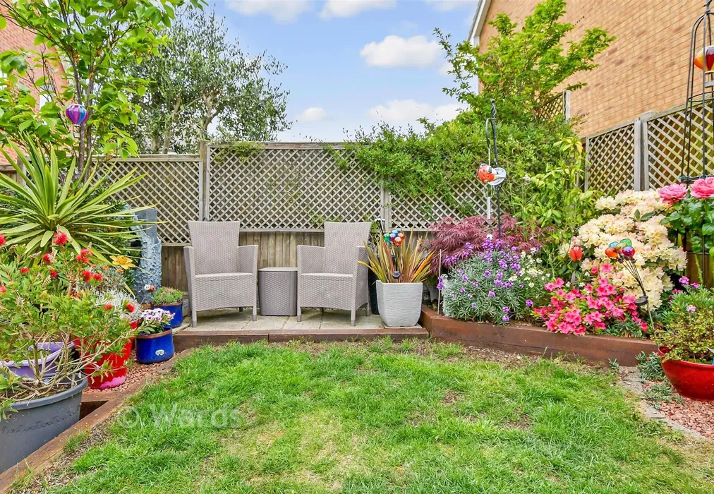 Rear Garden - Favourite Road, Whitstable, Kent - Wards of Kent