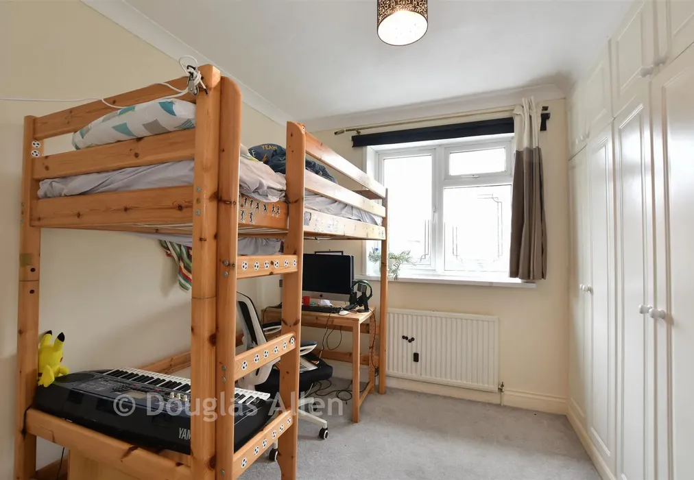 Bedroom 3 - Bluehouse Road, Chingford - Wards of Kent