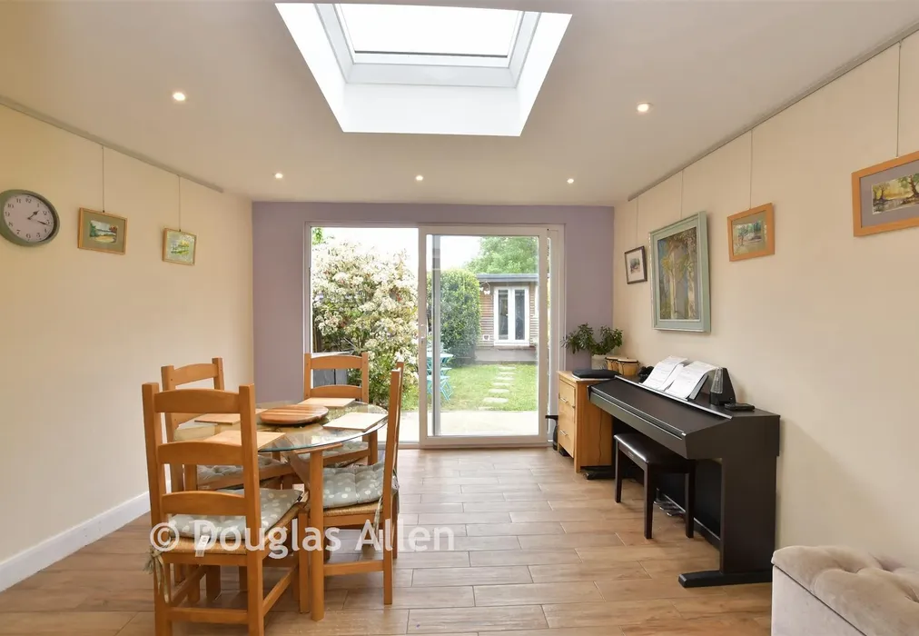 Dining Room - Bluehouse Road, Chingford - Wards of Kent
