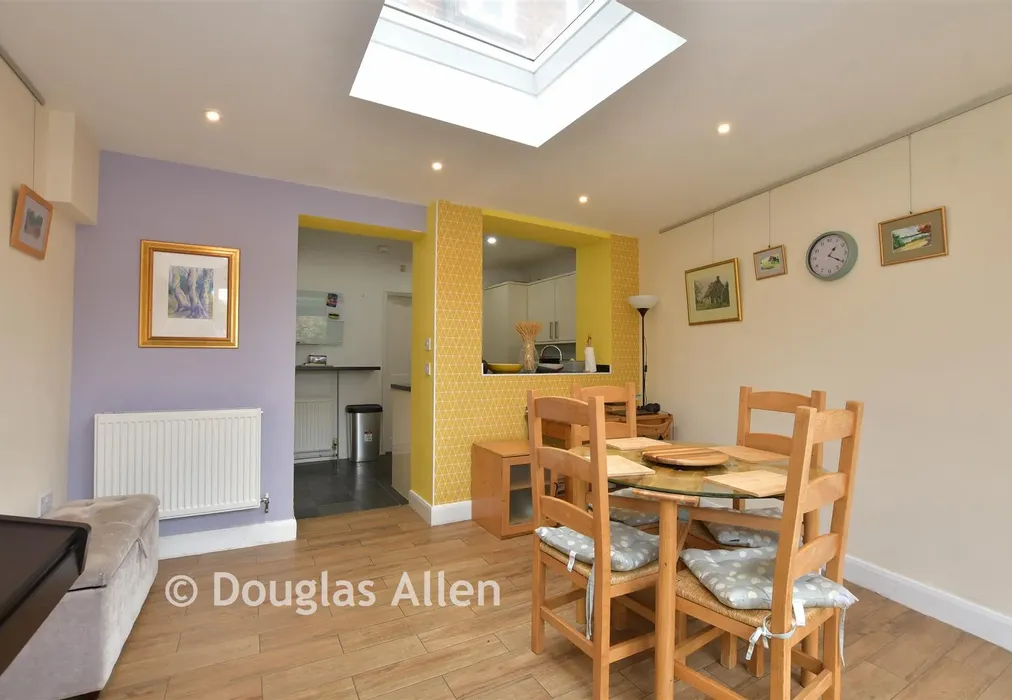 Dining Room - Bluehouse Road, Chingford - Wards of Kent
