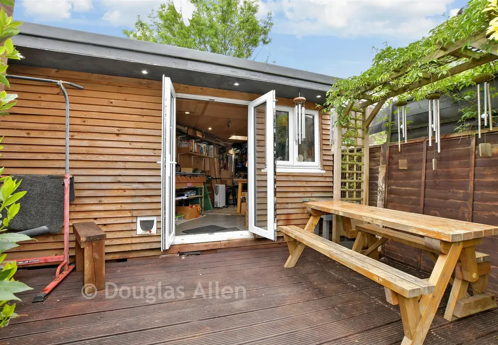 Patio / Decking - Bluehouse Road, Chingford - Wards of Kent