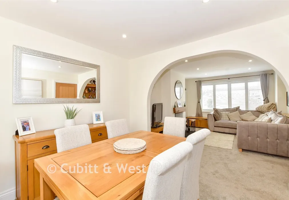 Dining Area - Glenwood Road, Southbourne, Hampshire - Wards of Kent