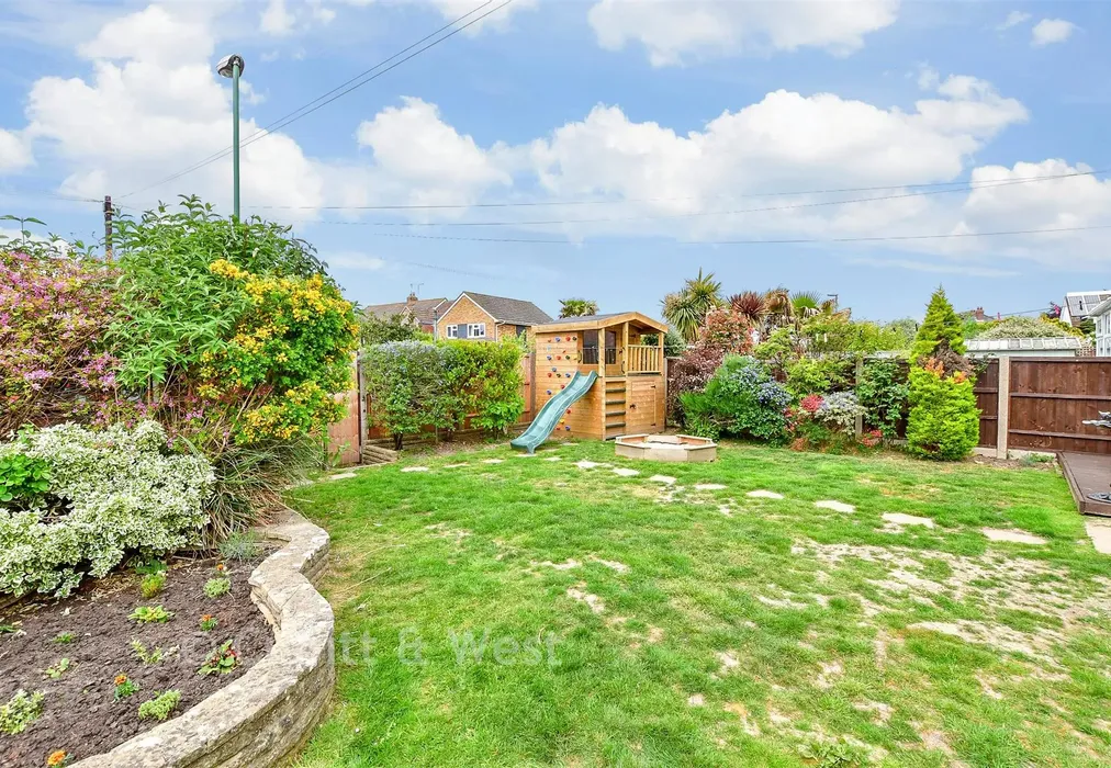 Rear Garden - Glenwood Road, Southbourne, Hampshire - Wards of Kent