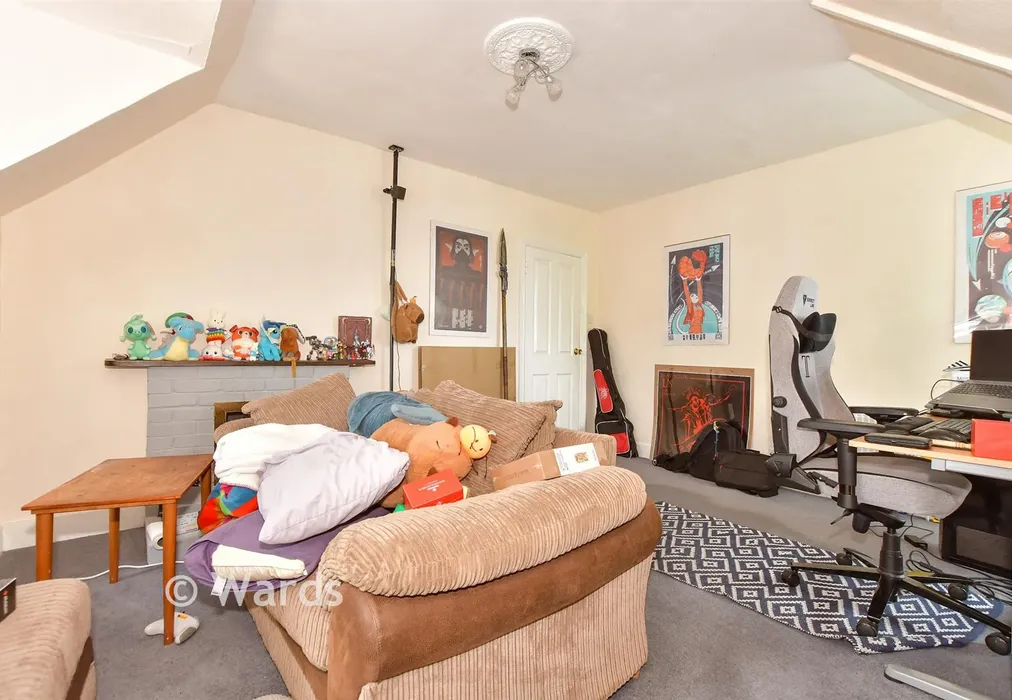 Lounge - Cherry Garden Avenue, Folkestone, Kent - Wards of Kent