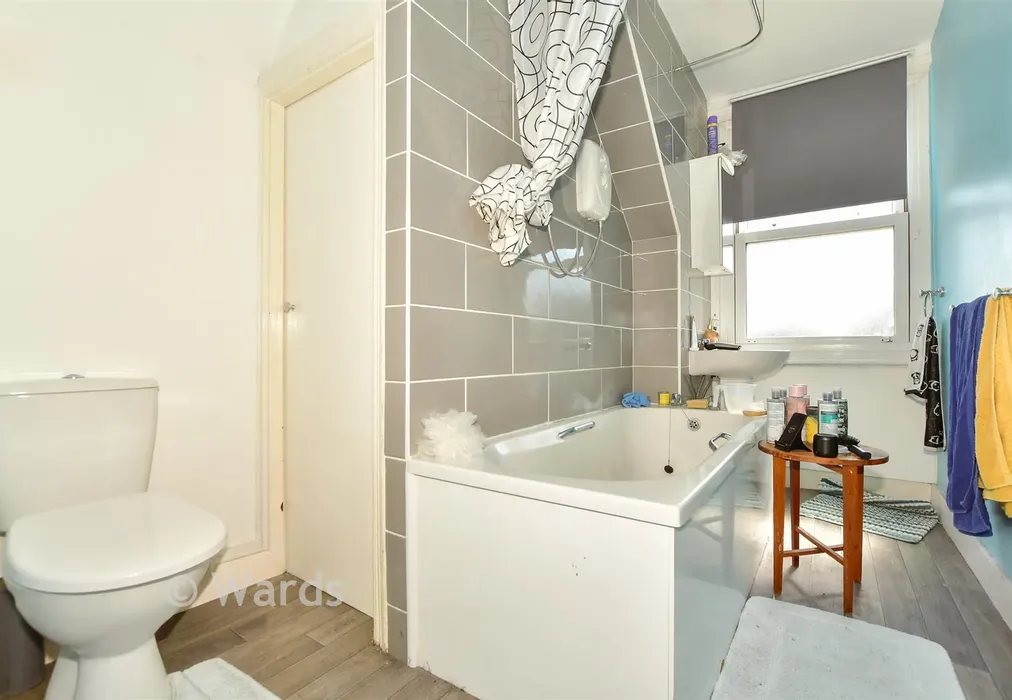 Bathroom - Cherry Garden Avenue, Folkestone, Kent - Wards of Kent