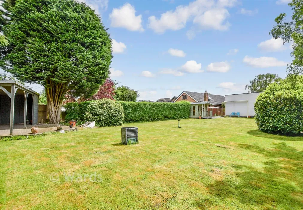 Rear Garden - Rushetts Road, West Kingsdown, Sevenoaks, Kent - Wards of Kent