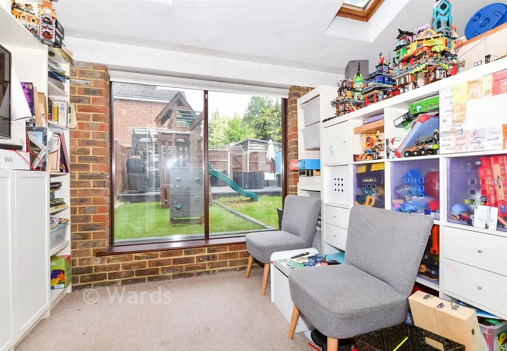 Play Room - Snowdon Avenue, Maidstone, Kent - Wards of Kent
