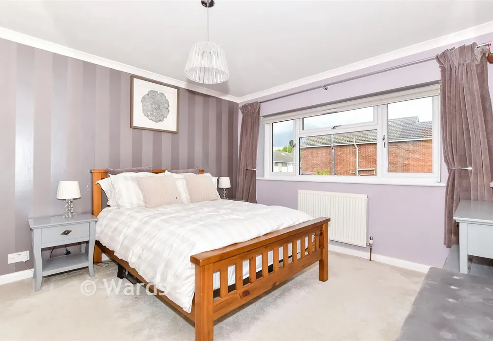 Bedroom 2 - Snowdon Avenue, Maidstone, Kent - Wards of Kent