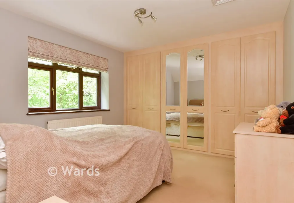 Bedroom 2 - Whitepost Lane, Meopham, Kent - Wards of Kent
