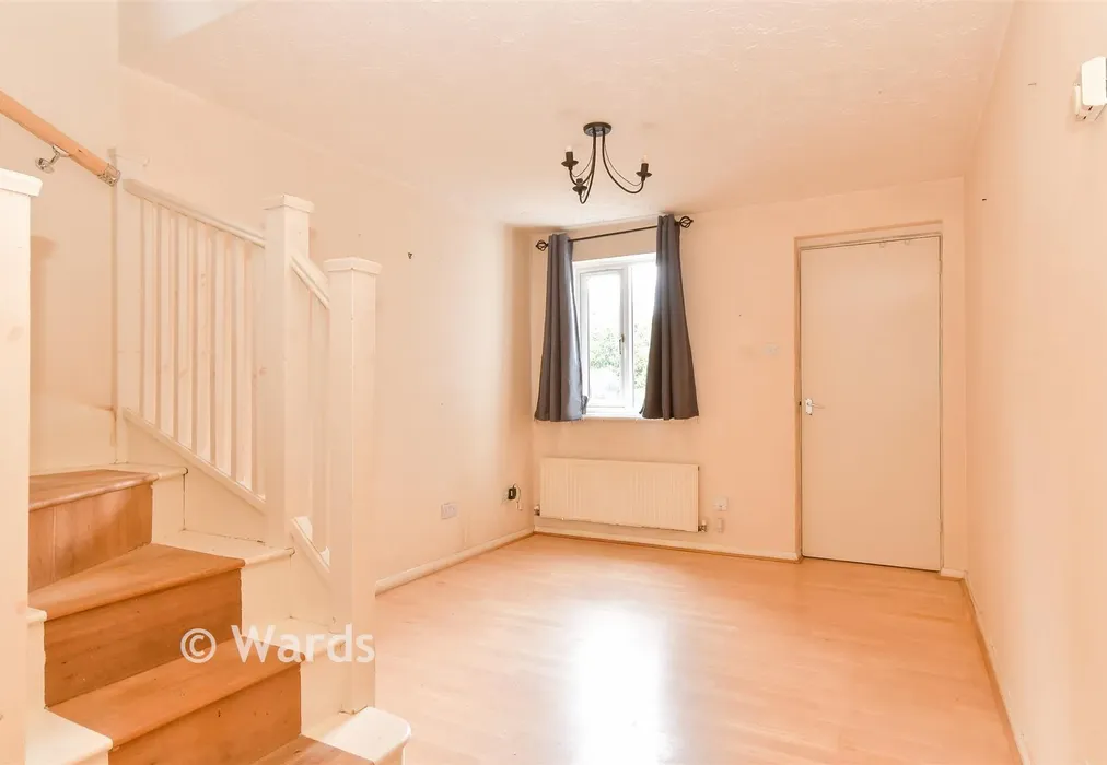 Lounge - Joyce Green Lane, Dartford, Kent - Wards of Kent