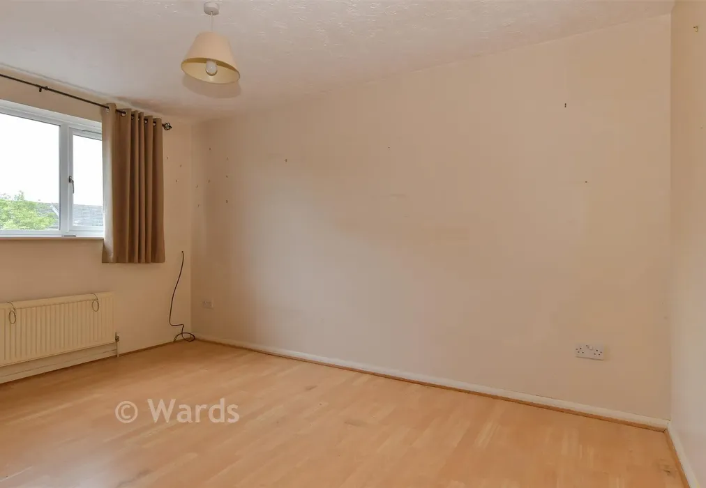 Bedroom 1 - Joyce Green Lane, Dartford, Kent - Wards of Kent