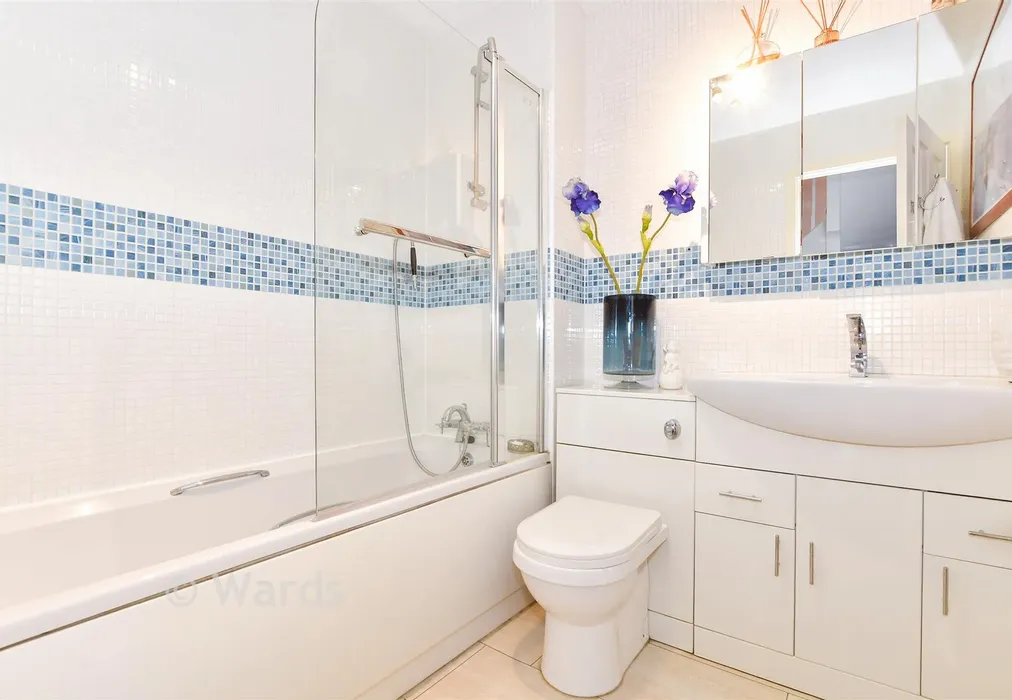 Bathroom - Thomas Rider Way, Boughton Monchelsea, Maidstone, Kent - Wards of Kent